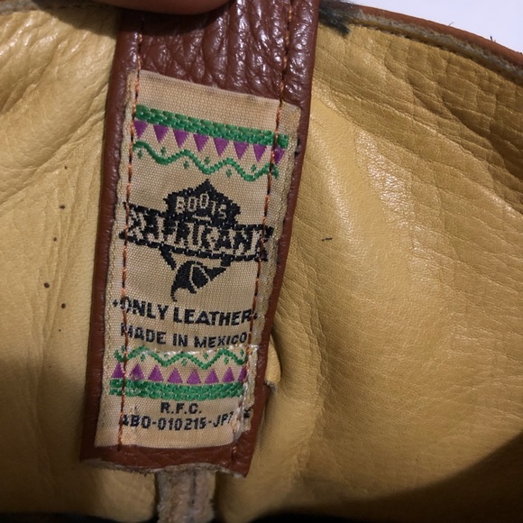 Brown cowboy boots - Picture 8 of 8